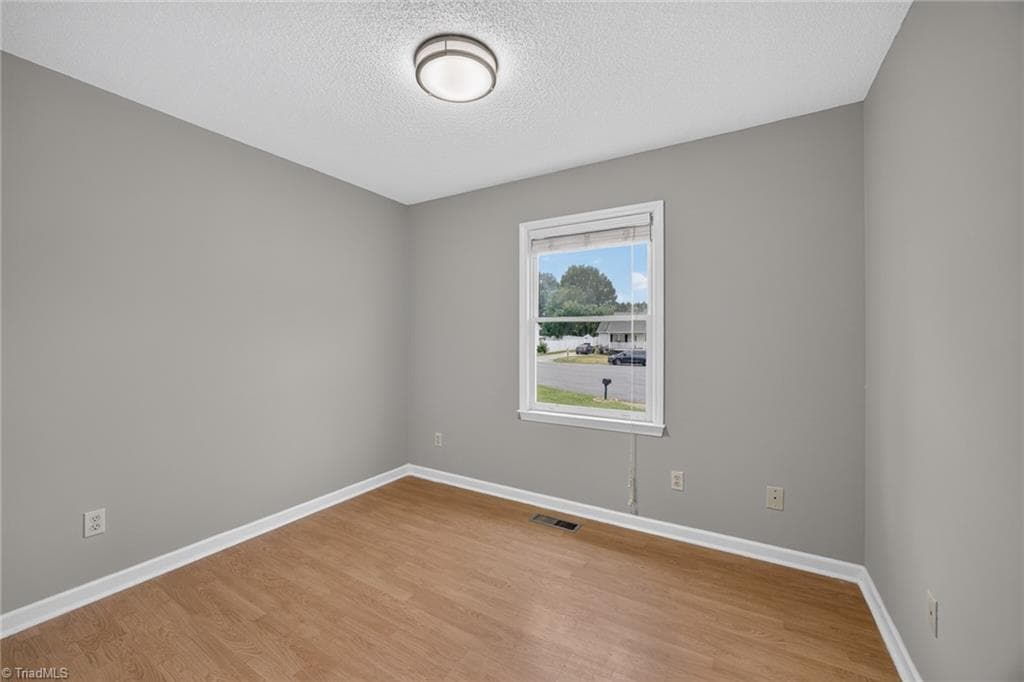 Stick/Site Built at 3921 Quillmark Court, Winston-Salem NC 27127, photo 16 of 28
