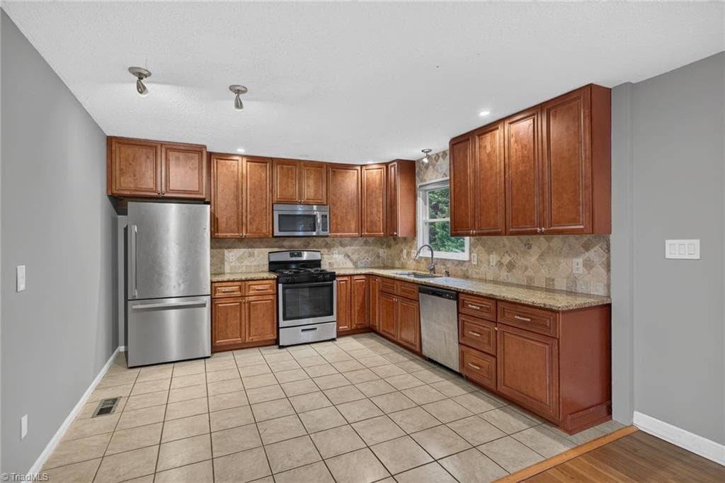Stick/Site Built at 3921 Quillmark Court, Winston-Salem NC 27127, photo 7 of 28