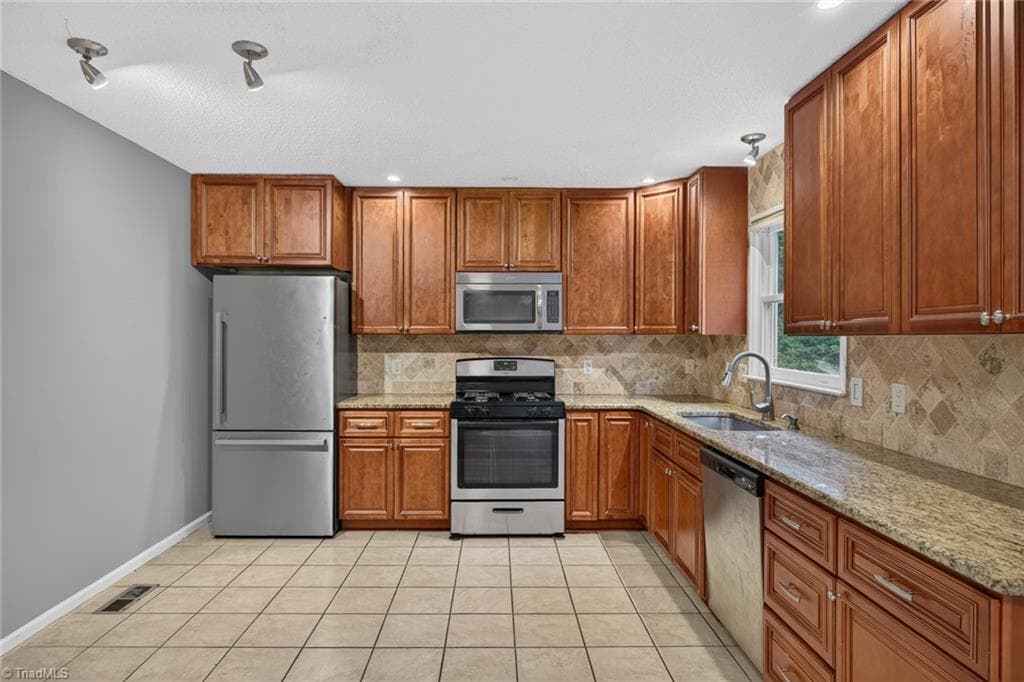 Stick/Site Built at 3921 Quillmark Court, Winston-Salem NC 27127, photo 8 of 28