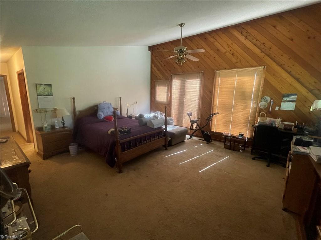 Stick/Site Built at 6902 Greenland Avenue, Julian NC 27283, photo 17 of 27