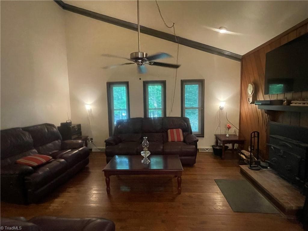 Stick/Site Built at 6902 Greenland Avenue, Julian NC 27283, photo 5 of 27