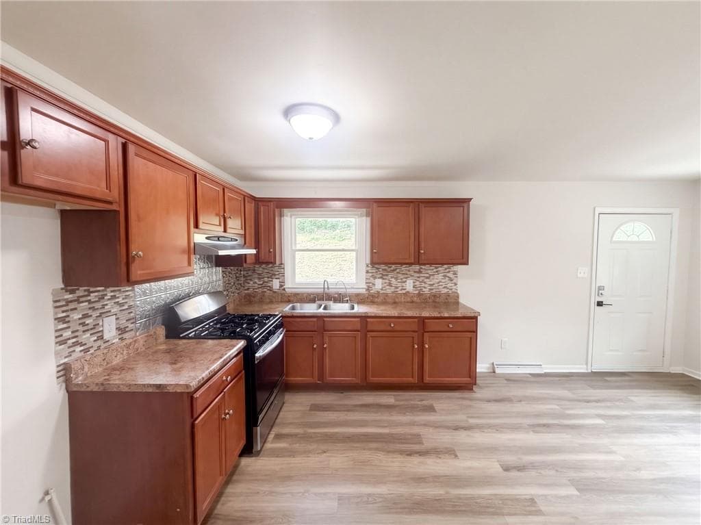 Stick/Site Built at 1502 Meadowview Road, Greensboro NC 27403, photo 19 of 25