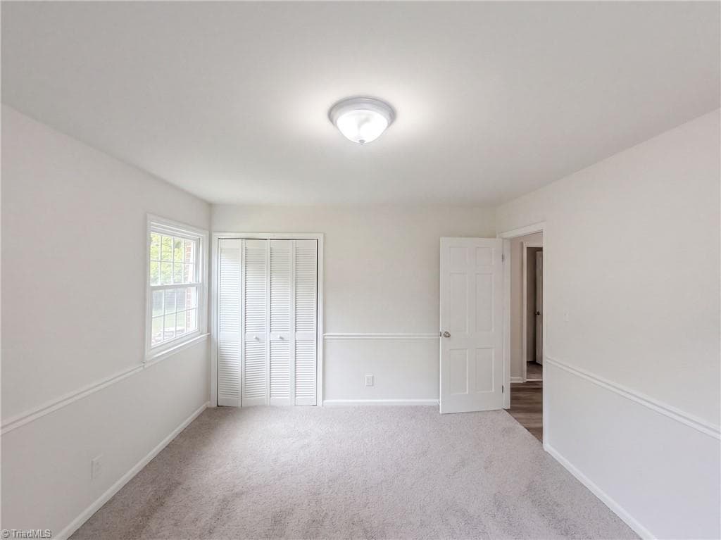 Stick/Site Built at 505 Leawood Drive, Greensboro NC 27410, photo 12 of 14