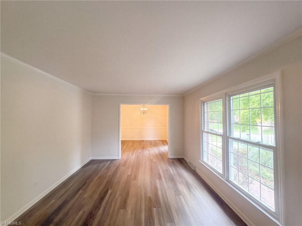 Stick/Site Built at 505 Leawood Drive, Greensboro NC 27410, photo 3 of 14