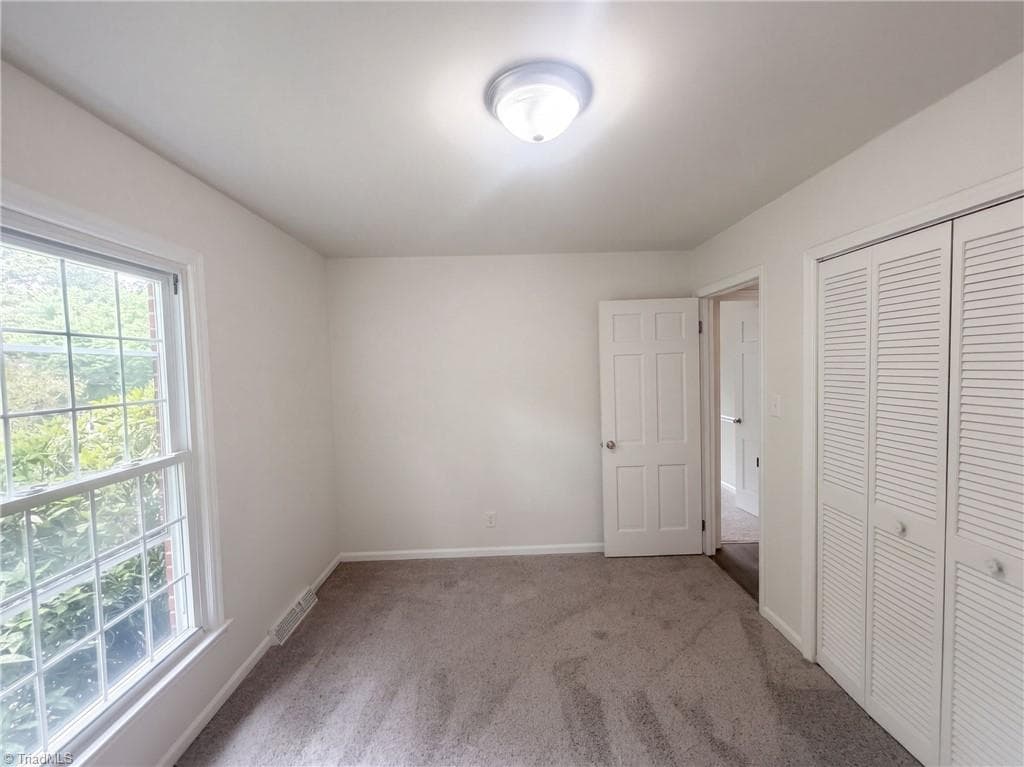 Stick/Site Built at 505 Leawood Drive, Greensboro NC 27410, photo 11 of 14