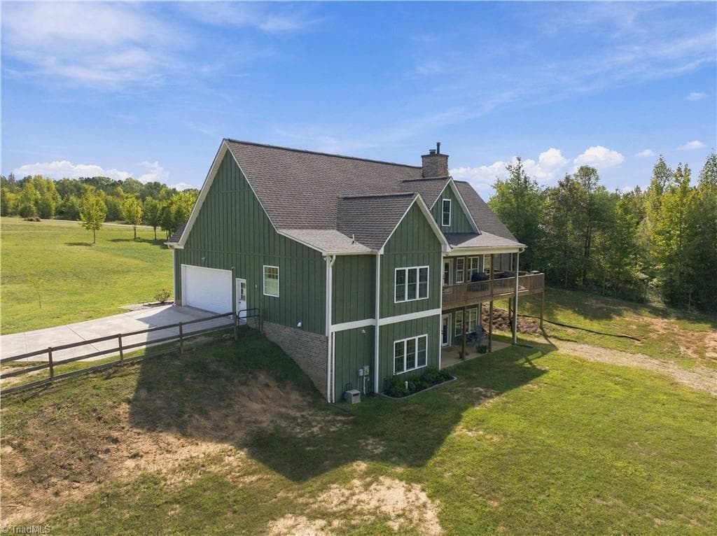 Stick/Site Built at 197 Lake Meadows Drive, Reidsville NC 27320, Reidsville, photo 42 of 49