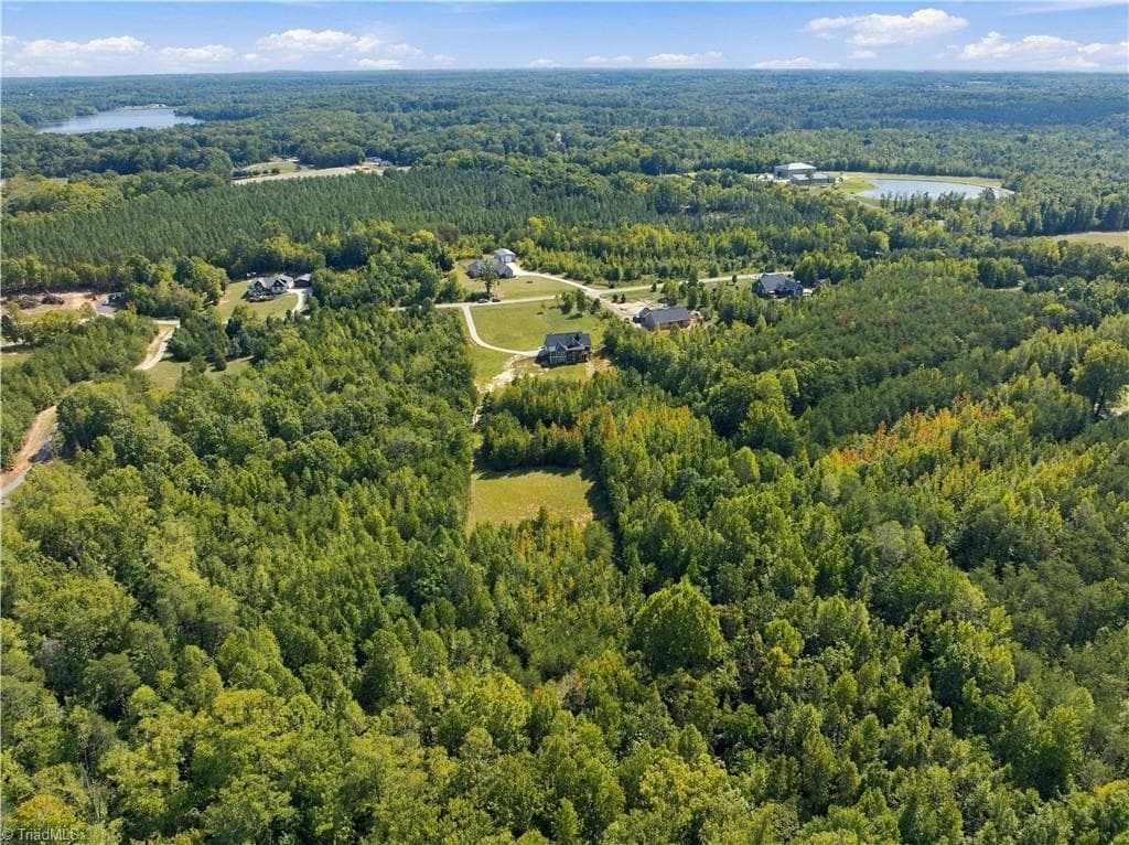 Stick/Site Built at 197 Lake Meadows Drive, Reidsville NC 27320, Reidsville, photo 47 of 49