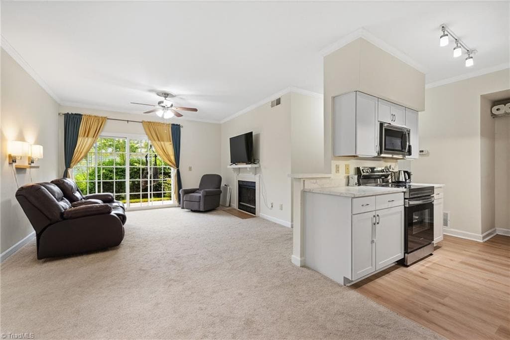 Stick/Site Built at 382 Meadows Circle, Winston-Salem NC 27104, Winston-Salem, photo 13 of 62