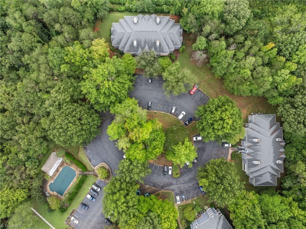 Stick/Site Built at 382 Meadows Circle, Winston-Salem NC 27104, Winston-Salem, photo 61 of 62