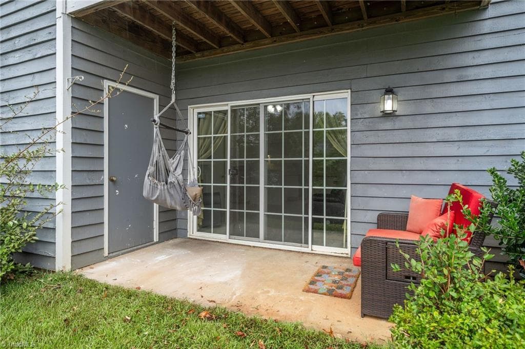 Stick/Site Built at 382 Meadows Circle, Winston-Salem NC 27104, Winston-Salem, photo 49 of 62