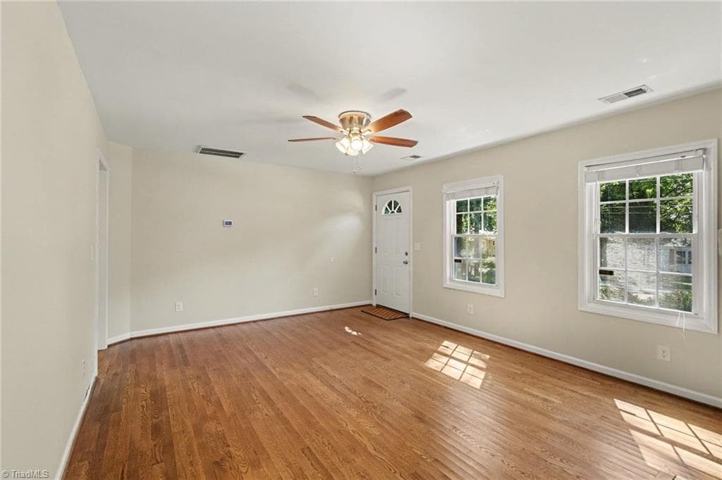 Stick/Site Built at 1314 Winstead Place, Greensboro NC 27408, photo 6 of 30