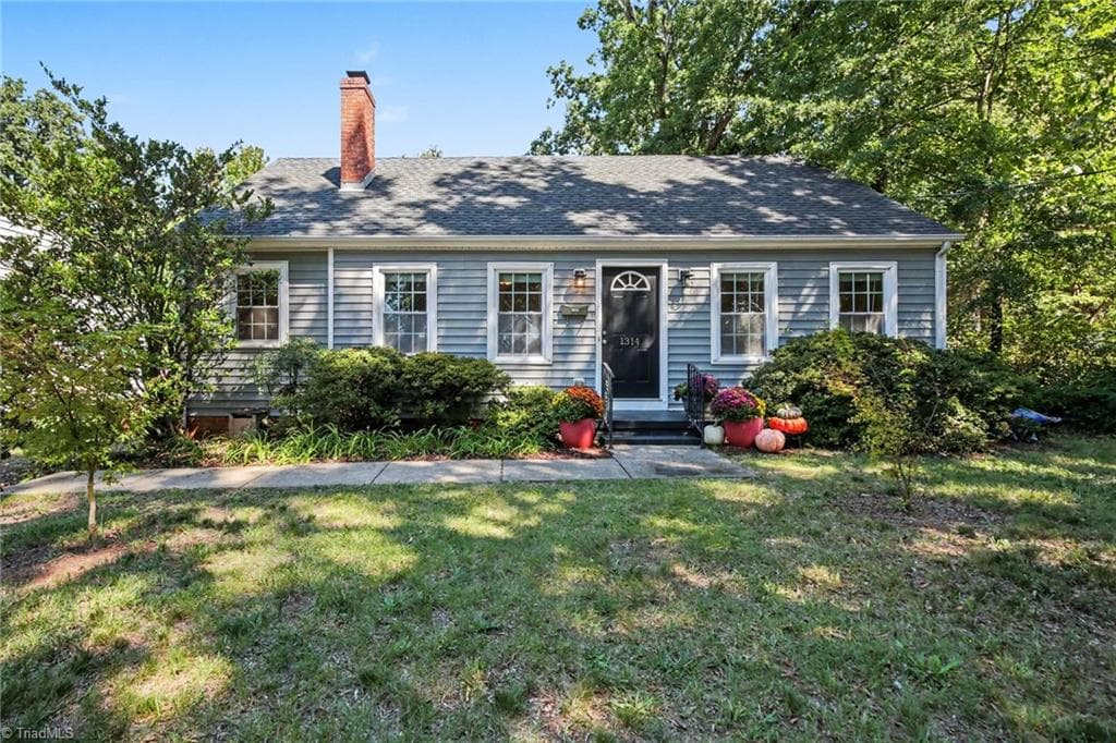 1314 Winstead Place, Greensboro NC 27408