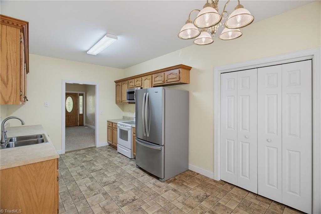 Stick/Site Built at 154 Stanley Avenue, Winston-Salem NC 27101, Winston-Salem, photo 15 of 45