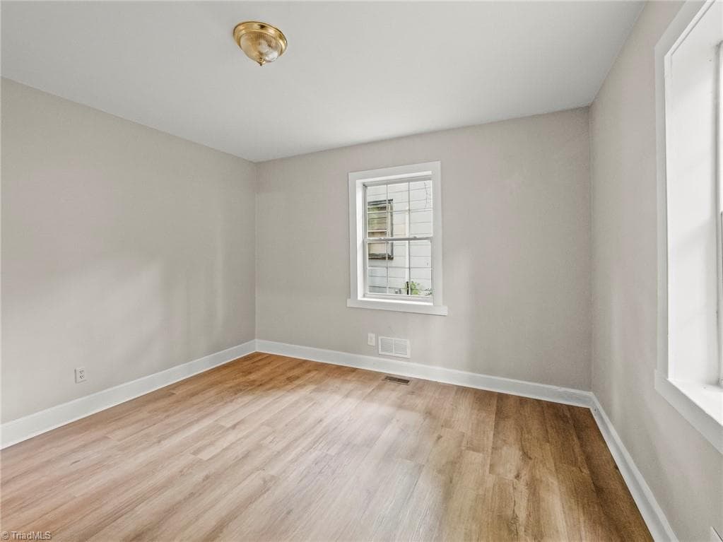 Stick/Site Built at 717 Magnolia Street, Winston-Salem NC 27103, Winston-Salem, photo 15 of 28