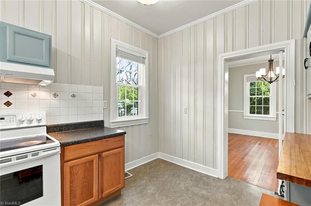 Stick/Site Built at 1525 Cloverdale Avenue, Winston-Salem NC 27104, Winston-Salem, photo 33 of 74