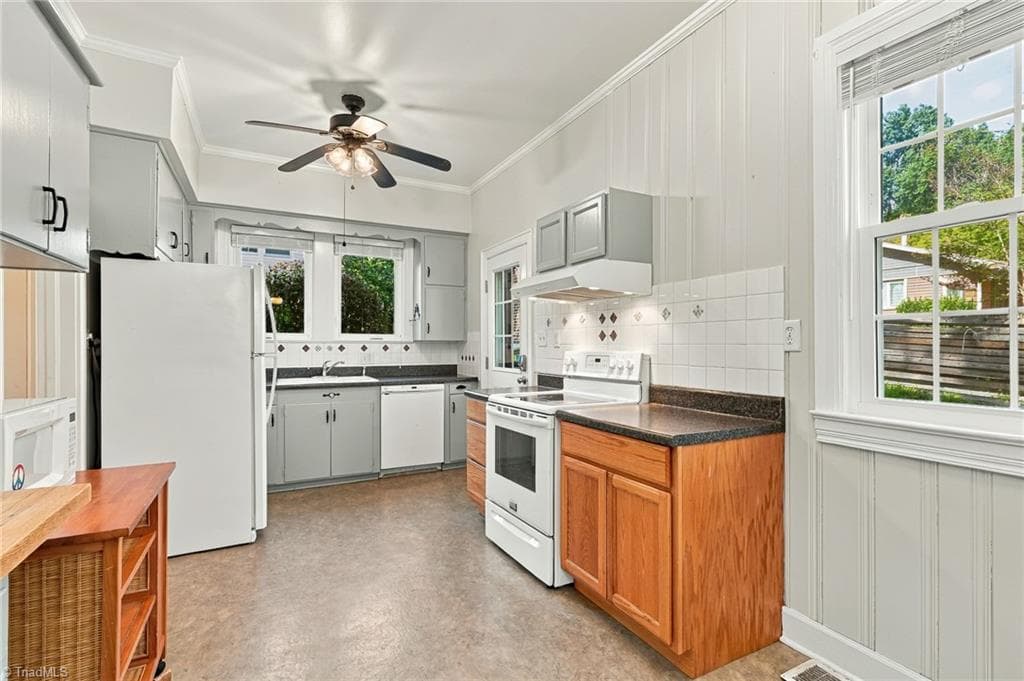 Stick/Site Built at 1525 Cloverdale Avenue, Winston-Salem NC 27104, Winston-Salem, photo 23 of 74