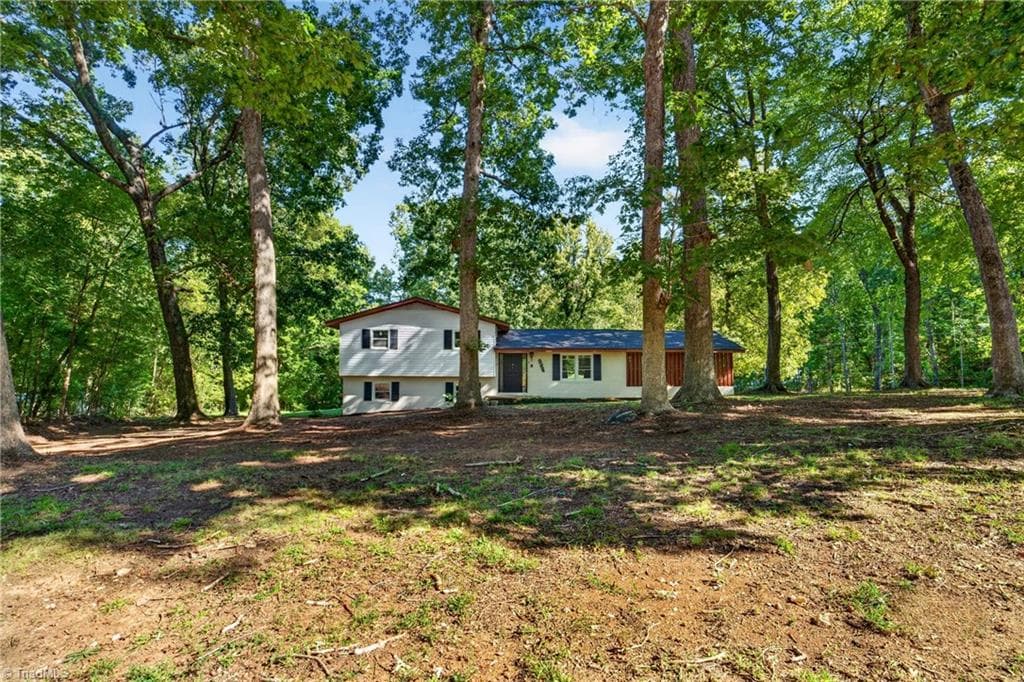 Stick/Site Built at 1820 Danny Bell Road, Asheboro NC 27205, Asheboro, photo 5 of 82