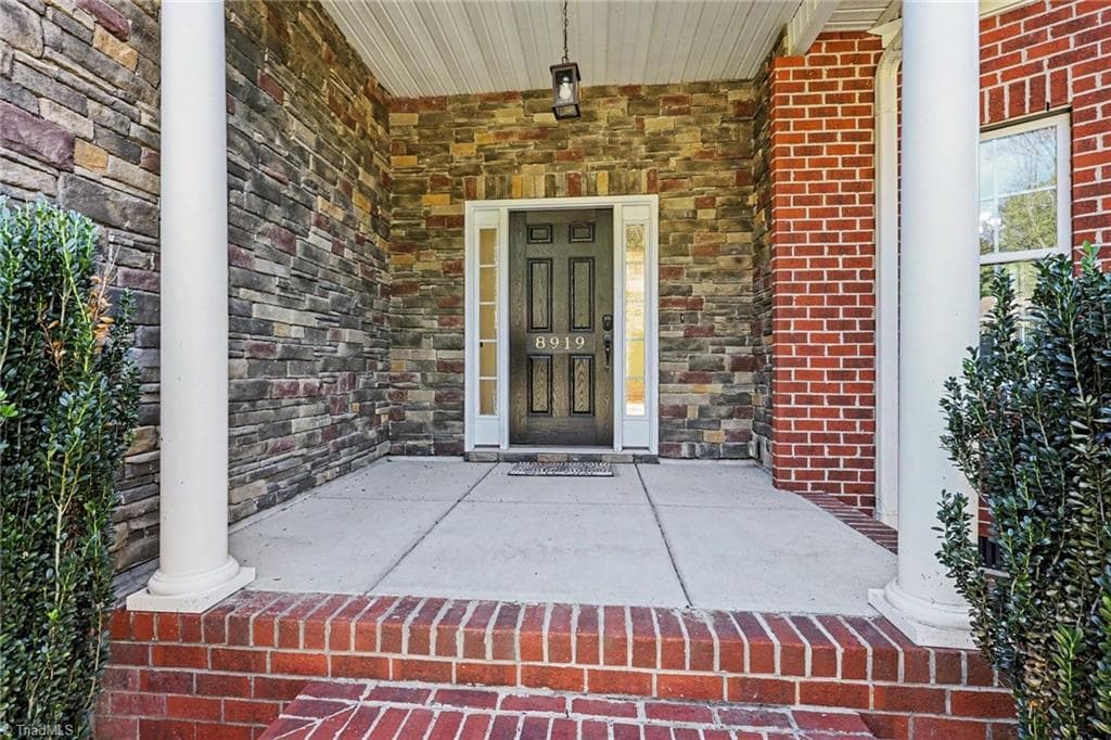 Stick/Site Built at 8919 Grove Park Drive, Oak Ridge NC 27310, Oak Ridge, photo 3 of 86