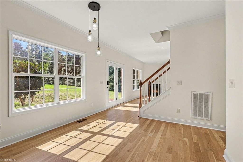 Stick/Site Built at 8919 Grove Park Drive, Oak Ridge NC 27310, Oak Ridge, photo 11 of 86