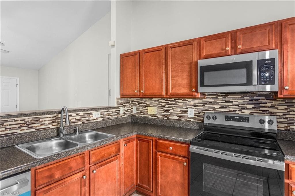Stick/Site Built at 1365 Lowell Street, Kernersville NC 27284, Kernersville, photo 21 of 48