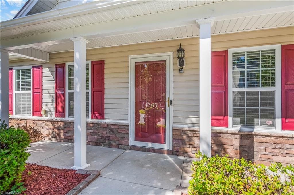 Stick/Site Built at 1365 Lowell Street, Kernersville NC 27284, Kernersville, photo 7 of 48