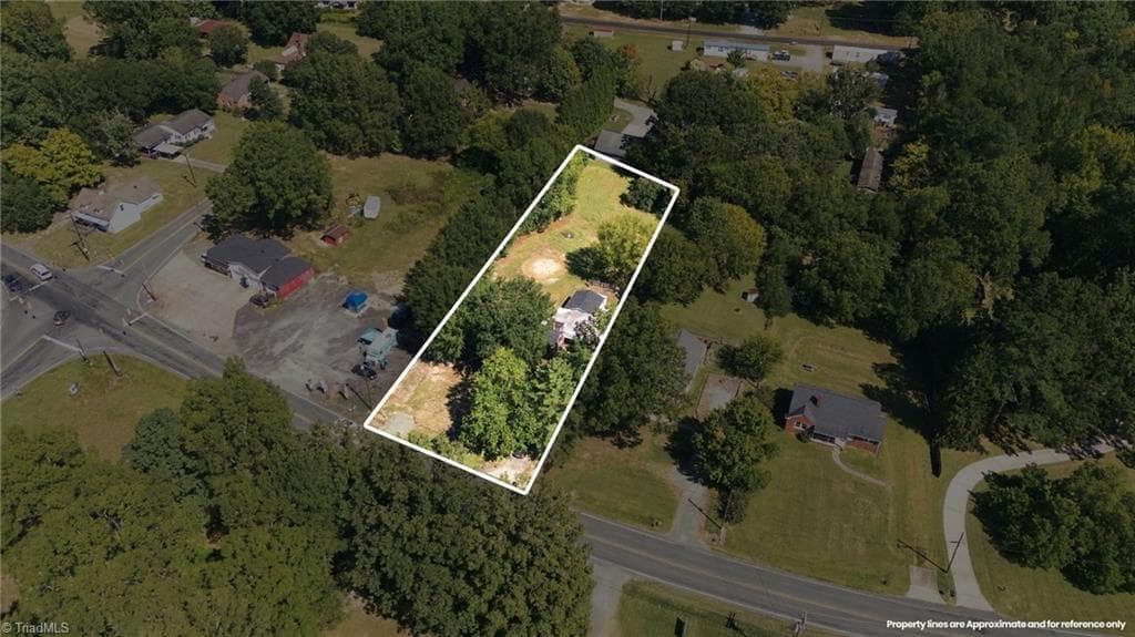 Stick/Site Built at 983 Nc Highway 87, Burlington NC 27217, Burlington, photo 31 of 34