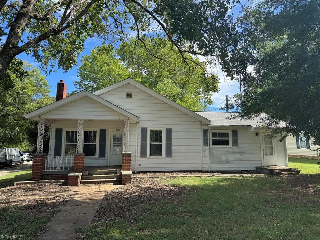 2311 Mullins Drive, Winston-Salem NC 27107