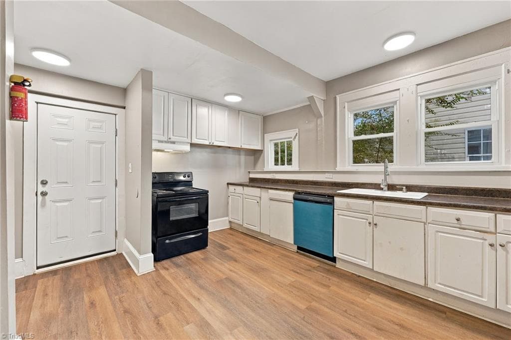 Stick/Site Built at 2824 Glenn Avenue, Winston-Salem NC 27105, Winston-Salem, photo 27 of 76