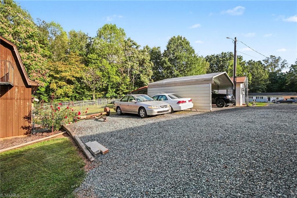Stick/Site Built at 10648 Cherry Grove Road, Reidsville NC 27320, Reidsville, photo 59 of 64