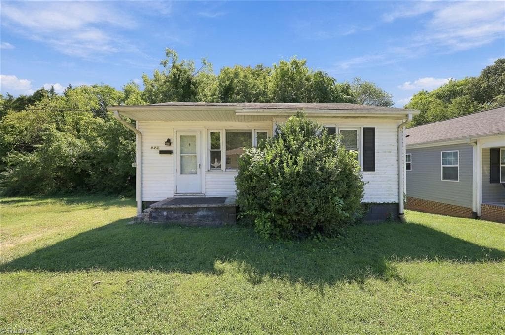 922 Taft Street, Winston-Salem NC 27105