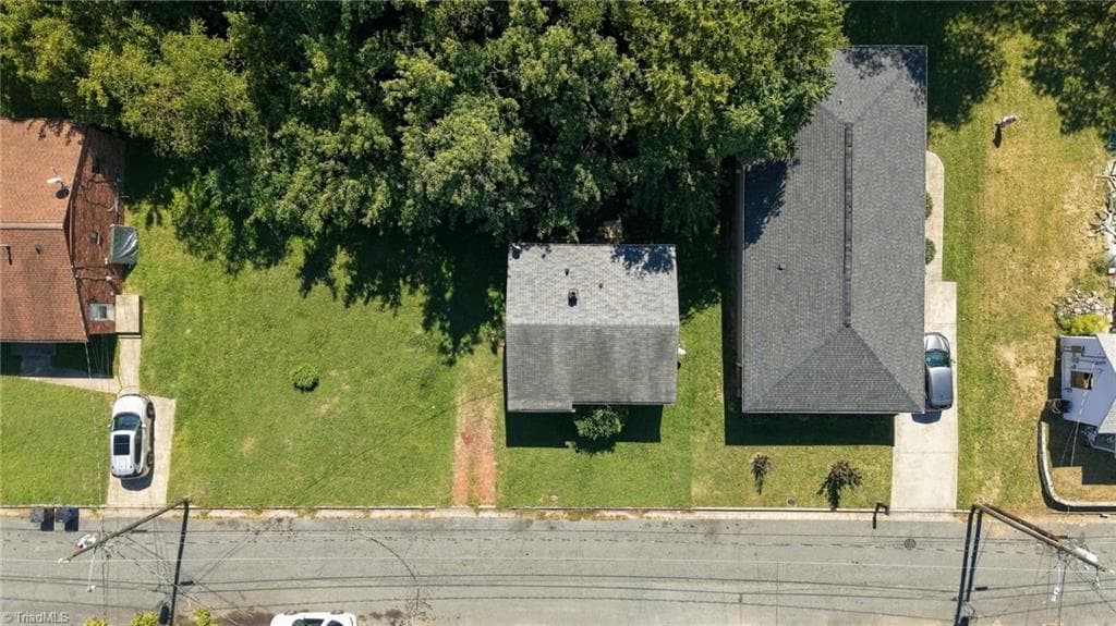 Stick/Site Built at 922 Taft Street, Winston-Salem NC 27105, photo 5 of 22