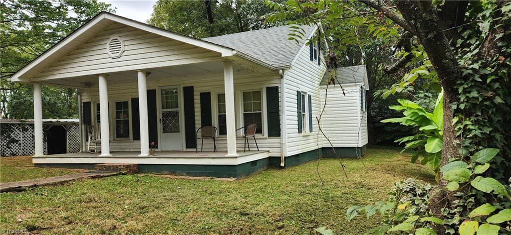 213 N Street, North Wilkesboro NC 28659
