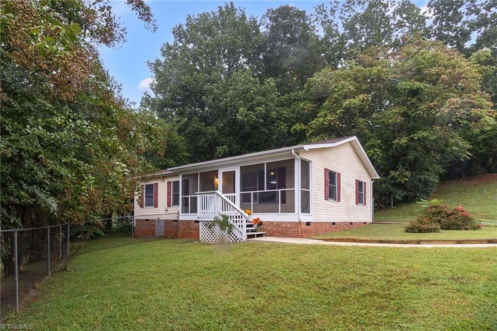 Stick/Site Built at 532 Cross Street, Asheboro NC 27203, Asheboro, photo 7 of 64