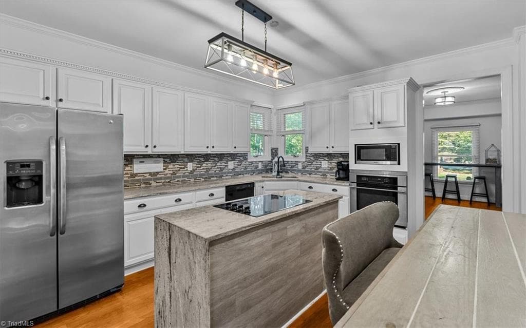 Stick/Site Built at 1792 Ridge Oaks Drive, Oak Ridge NC 27310, Oak Ridge, photo 15 of 56