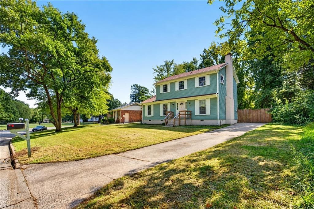 Stick/Site Built at 3207 Delmonte Drive, Greensboro NC 27406, photo 7 of 49
