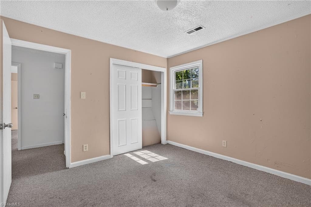 Stick/Site Built at 3207 Delmonte Drive, Greensboro NC 27406, photo 36 of 49