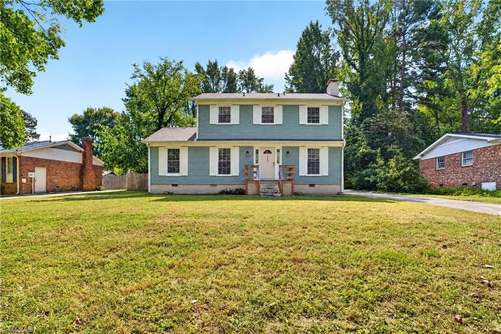 Stick/Site Built at 3207 Delmonte Drive, Greensboro NC 27406, photo 5 of 49