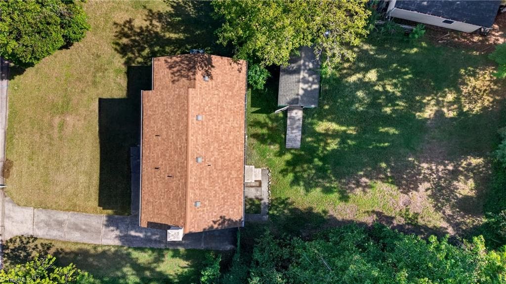 Stick/Site Built at 3207 Delmonte Drive, Greensboro NC 27406, photo 45 of 49