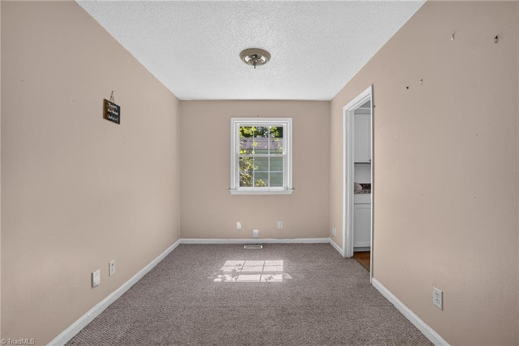 Stick/Site Built at 3207 Delmonte Drive, Greensboro NC 27406, photo 19 of 49