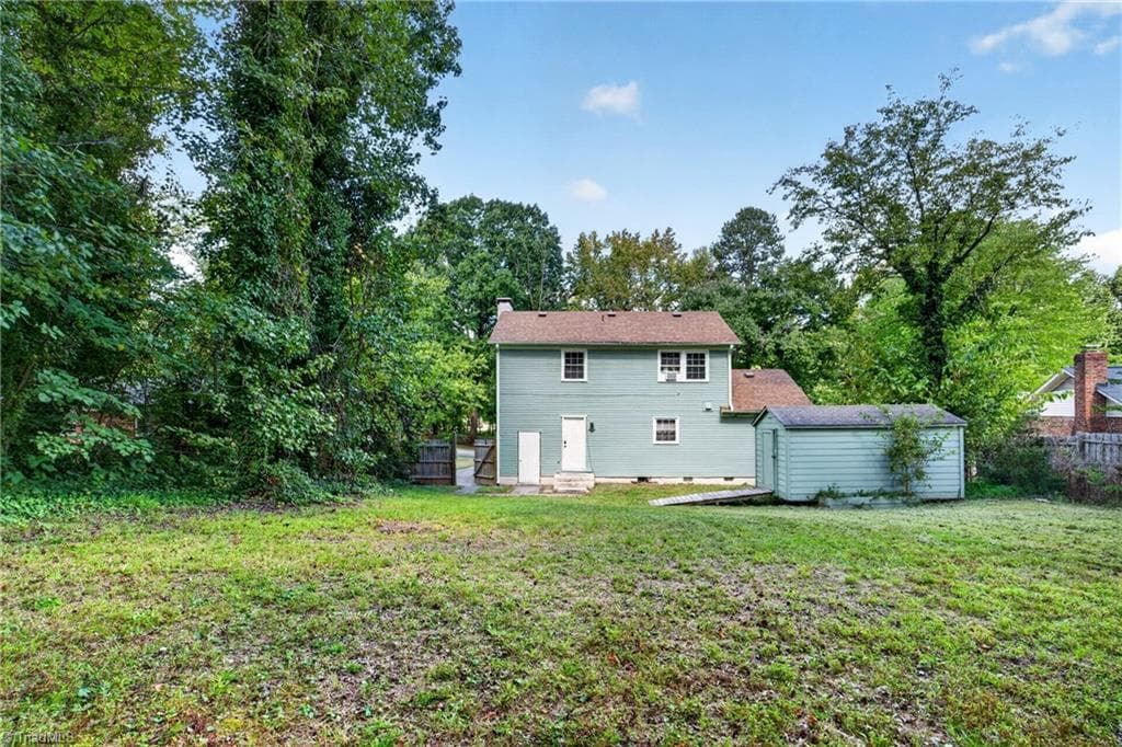 Stick/Site Built at 3207 Delmonte Drive, Greensboro NC 27406, photo 40 of 49