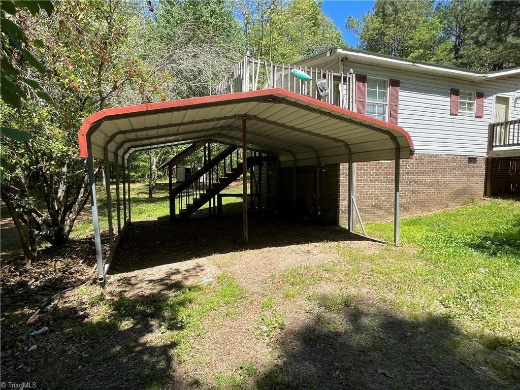 Manufactured Home at 4156 Forest Court, Oxford NC 27565, Oxford, photo 6 of 21