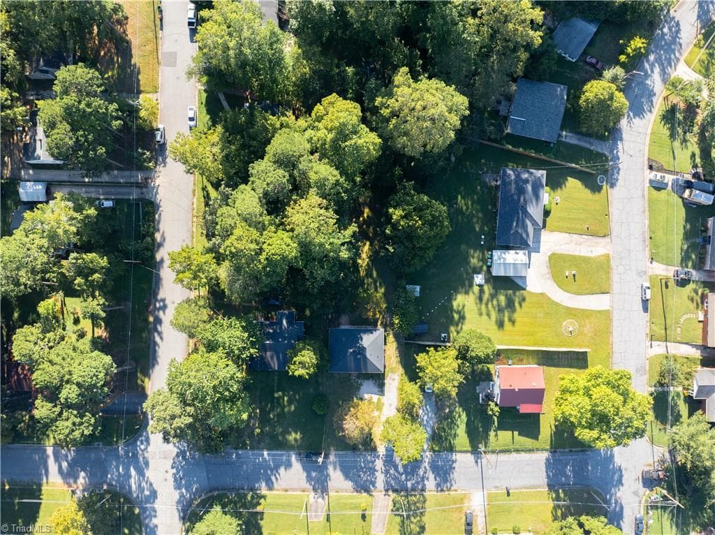 Stick/Site Built at 1503 Darden Street, High Point NC 27265, High Point, photo 33 of 44
