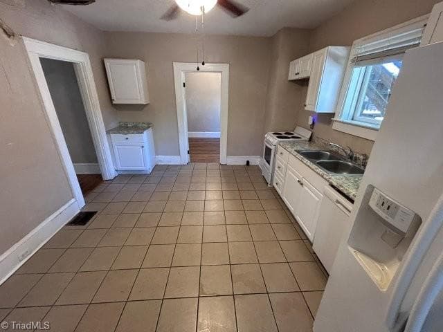 Duplex at 439 2nd Avenue SE, Hickory NC 28602, Hickory, photo 5 of 60