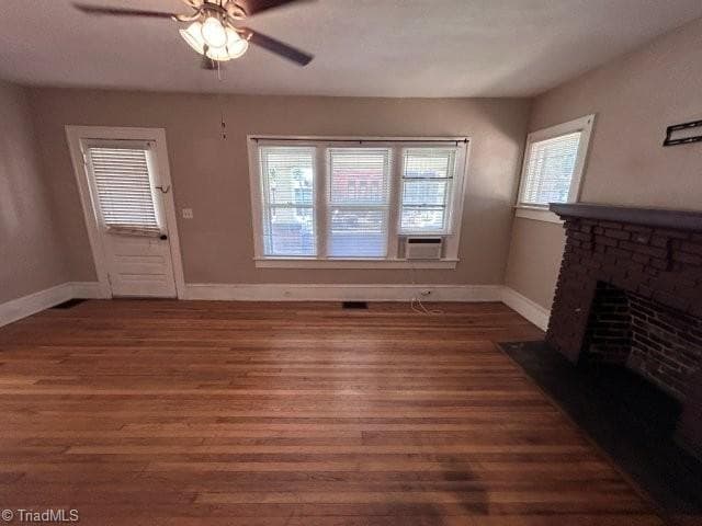 Duplex at 439 2nd Avenue SE, Hickory NC 28602, Hickory, photo 9 of 60