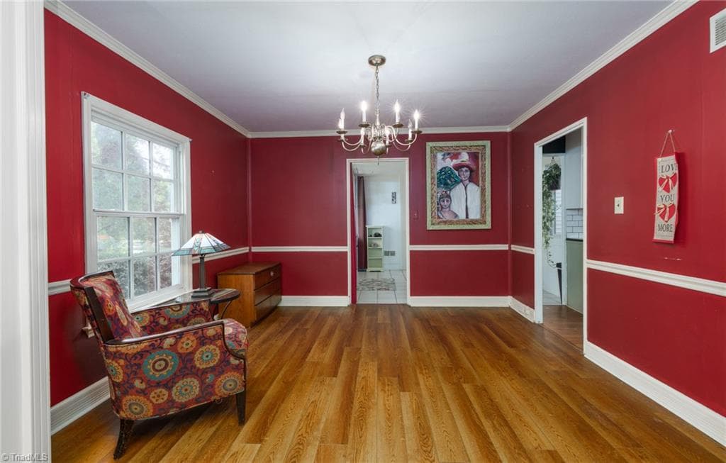 Stick/Site Built at 1101 Brookside Drive, Greensboro NC 27408, photo 6 of 42