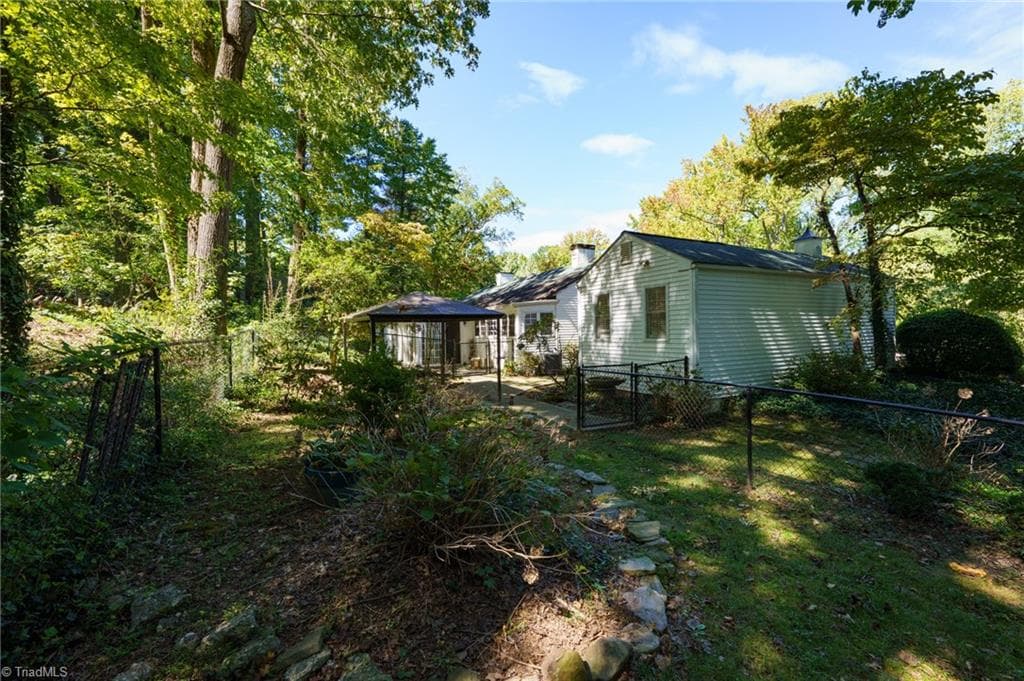 Stick/Site Built at 1101 Brookside Drive, Greensboro NC 27408, photo 32 of 42