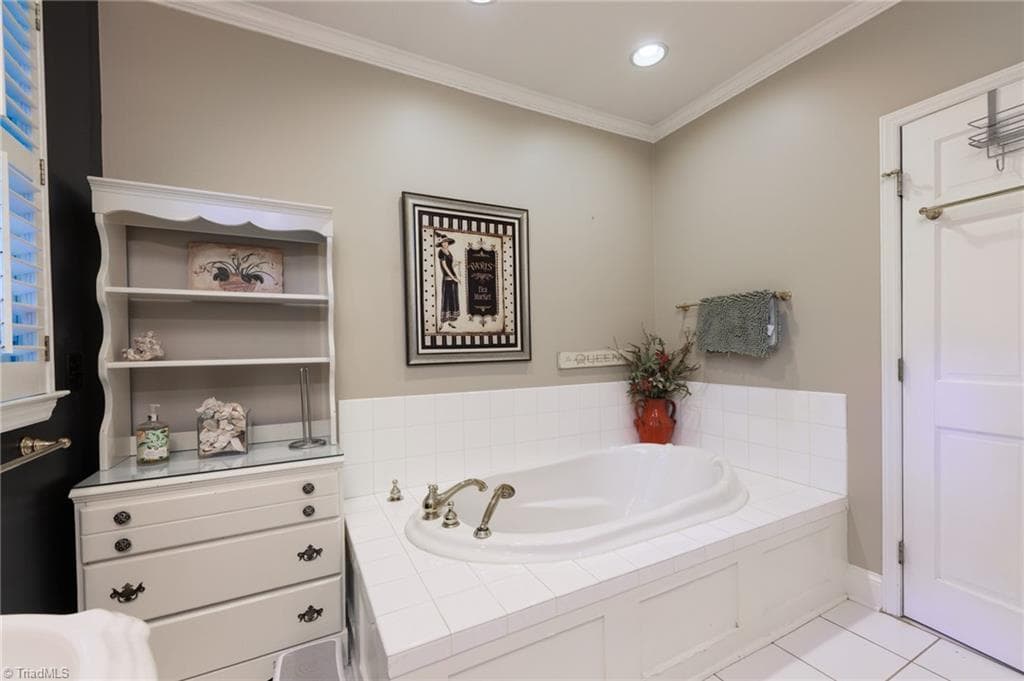 Stick/Site Built at 1101 Brookside Drive, Greensboro NC 27408, photo 15 of 42