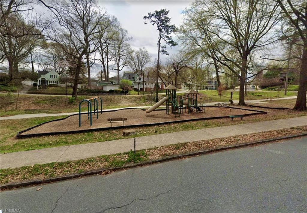 Stick/Site Built at 1720 Elizabeth Avenue, Winston-Salem NC 27103, Winston-Salem, photo 25 of 28