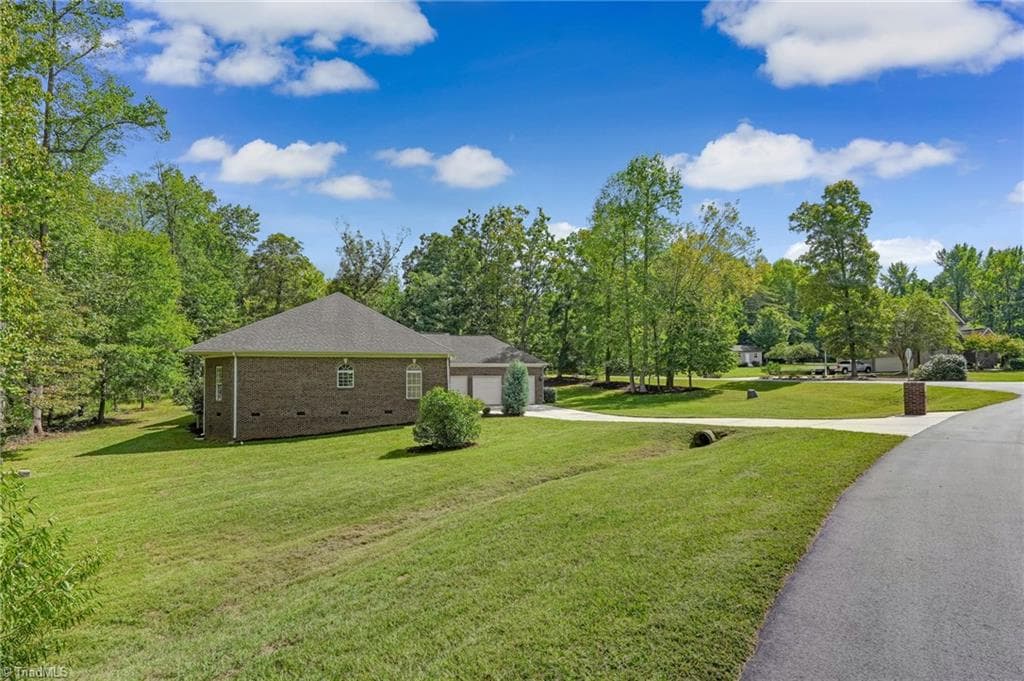 Stick/Site Built at 5219 Bethany Park Drive, Pleasant Garden NC 27313, Pleasant Garden, photo 28 of 42