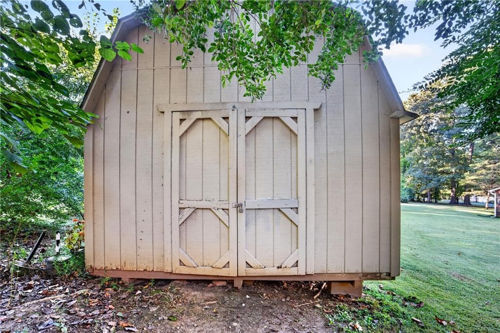 Stick/Site Built at 4668 Oakview Drive, Trinity NC 27370, Trinity, photo 42 of 50